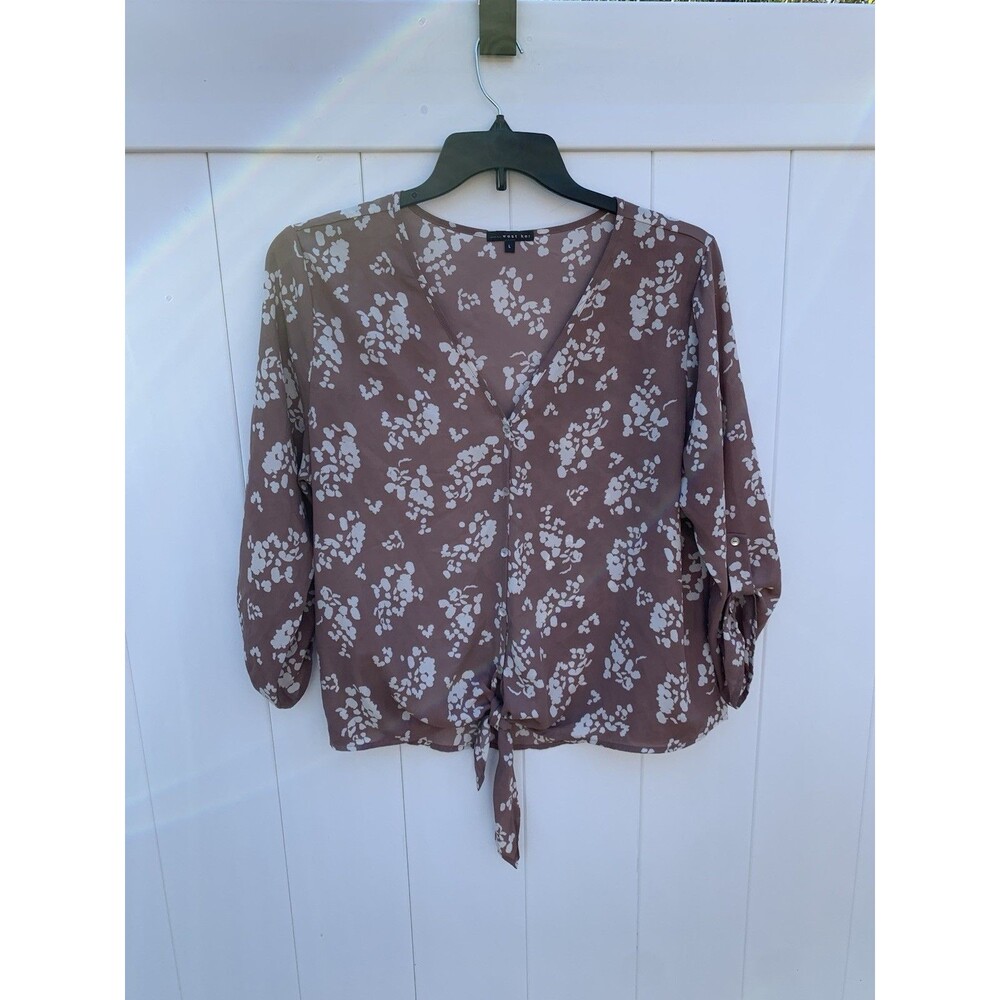 West Kei Woman’s Floral Blouse Size Large Button Up Roll Tab Sleeve Pink Boxy